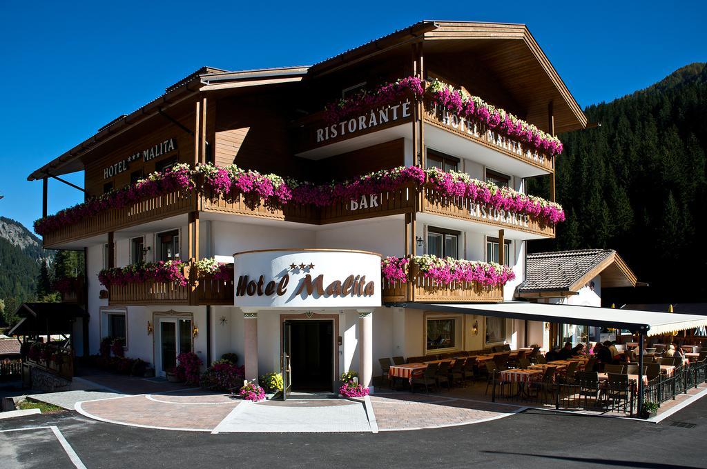 Hotel Malita Arabba Exteriör bild